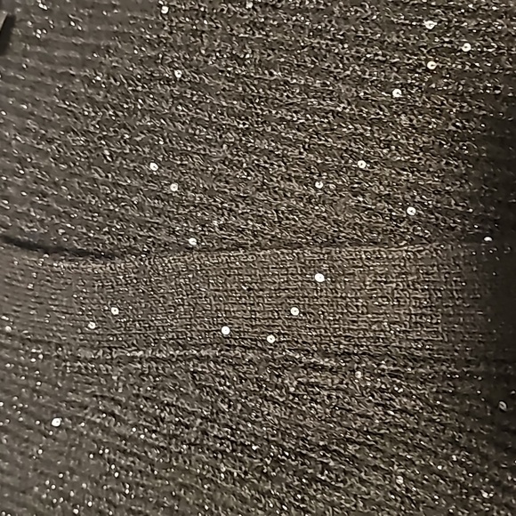 Cardigan - Picture 2 of 4